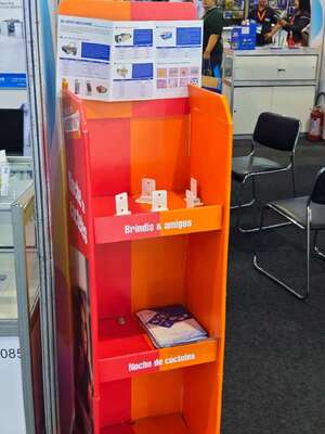 XY Glue Plotter CNC Gluing Machine with Adjustable Glue Volume Supporting Up To Four Operators and Any Size Glue Sharp