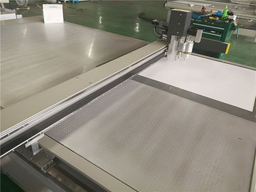 Macchina ad alta velocità della taglierina della schiuma di CNC con l'utensile per il taglio multifunzionale